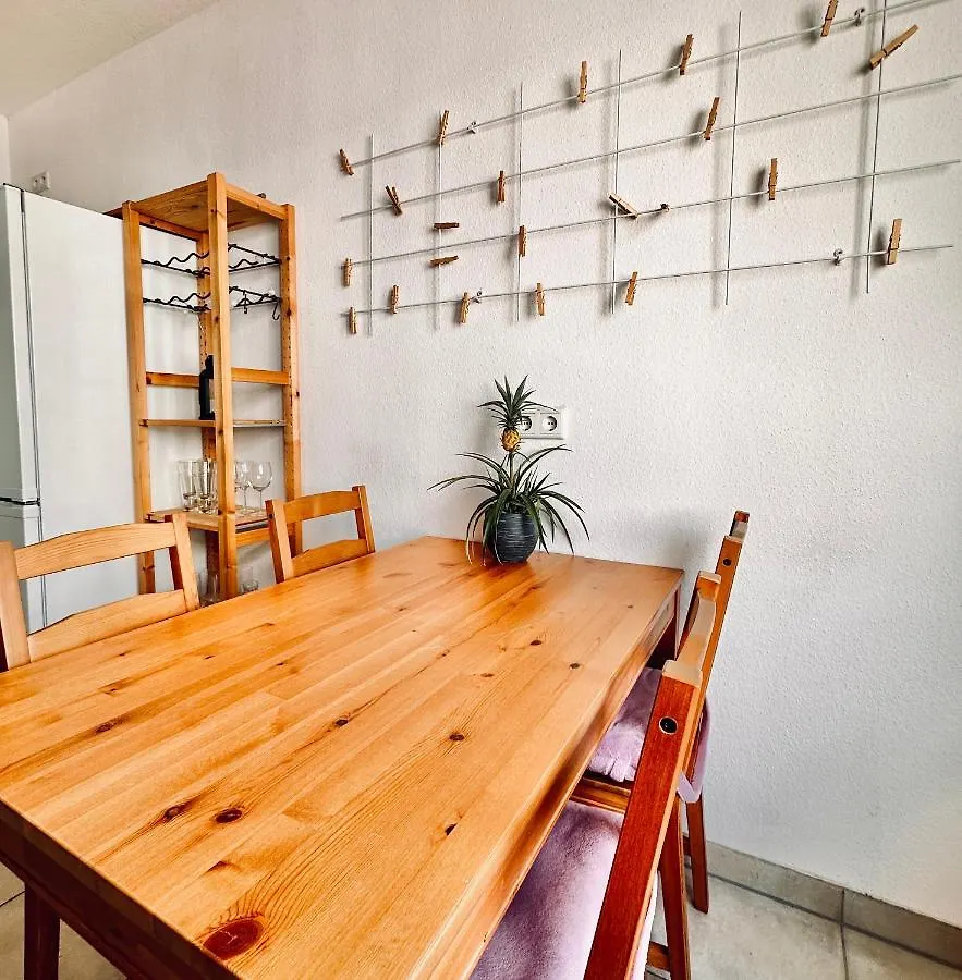 Apartment Stadtmitte, 2 Kingsize-Betten, Kaffe-Flat, Bis Zu 4 Personen, Balkon Wurzburg Germany