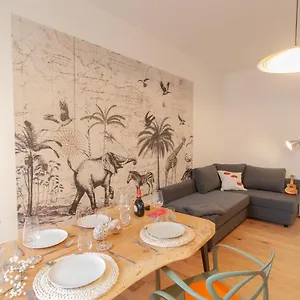 Juliusliving - Modernes Wohnen An Der Juliuspromenade Apartment